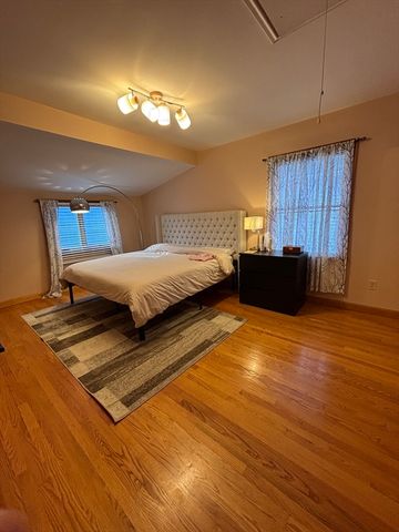 24 Meacham St 24, Somerville, MA 02145