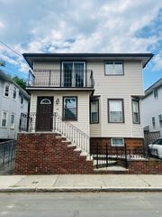 24 Meacham St 24, Somerville, MA 02145