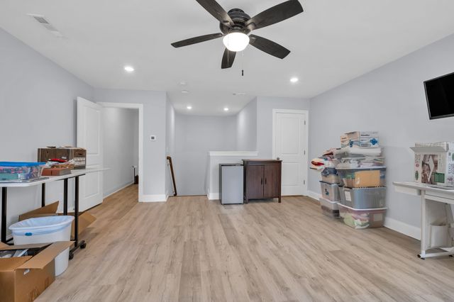 1063 River Oaks Blvd, Lebanon, TN 37090
