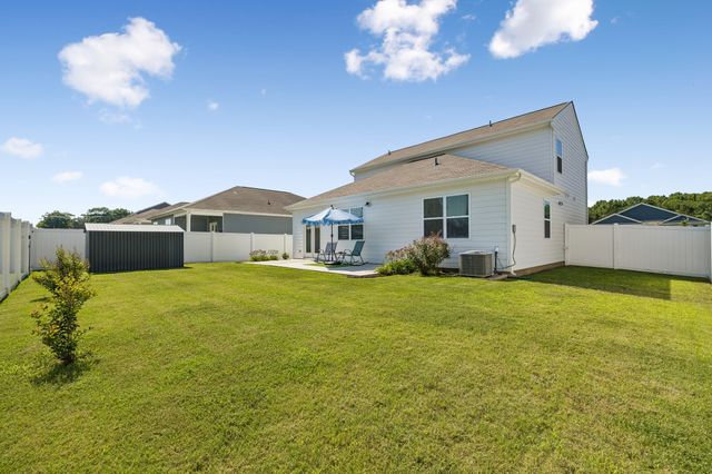 114 Stammer Farms Blvd, Chapel Hill, TN 37034