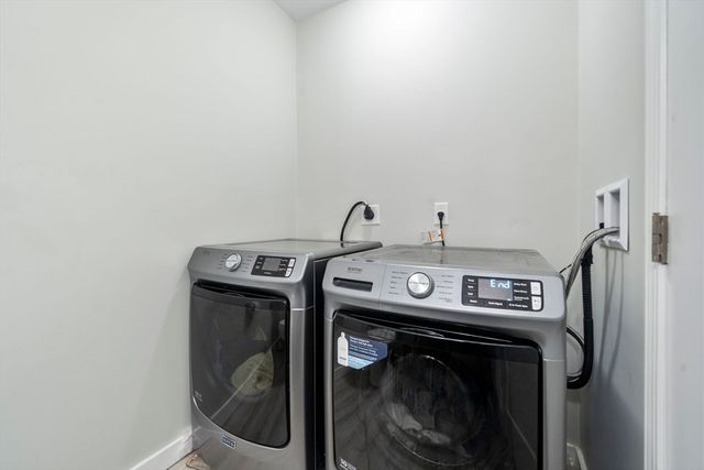 61 Pine St 7, Attleboro, MA 02703