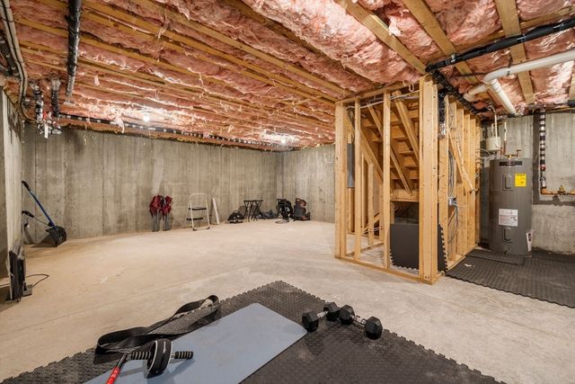 61 Pine St 7, Attleboro, MA 02703