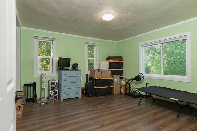 2524 Rockydale Road, Cave Junction, OR 97523