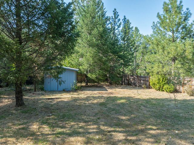 2524 Rockydale Road, Cave Junction, OR 97523