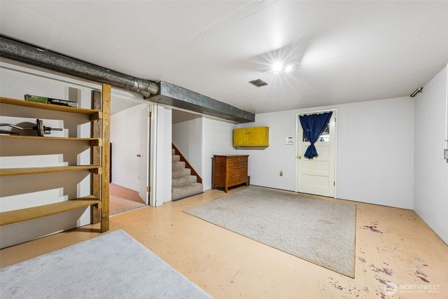 3311 Crystal Springs Road W, University Place, WA 98466