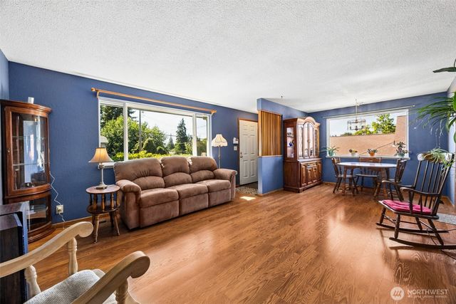 3311 Crystal Springs Road W, University Place, WA 98466