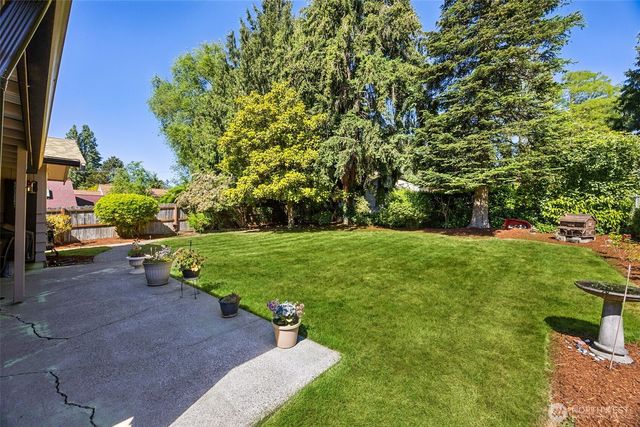 3311 Crystal Springs Road W, University Place, WA 98466
