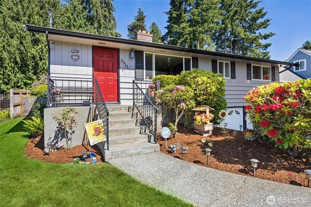 3311 Crystal Springs Road W, University Place, WA 98466