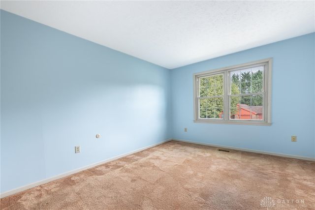 3143 Kerry Drive, Beavercreek, OH 45434