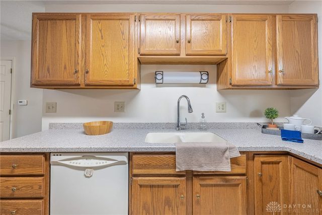 3143 Kerry Drive, Beavercreek, OH 45434