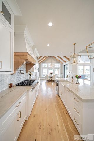 6775 S 46th E, Idaho Falls, ID 83406