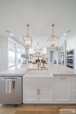 6775 S 46th E, Idaho Falls, ID 83406