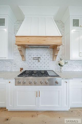 6775 S 46th E, Idaho Falls, ID 83406