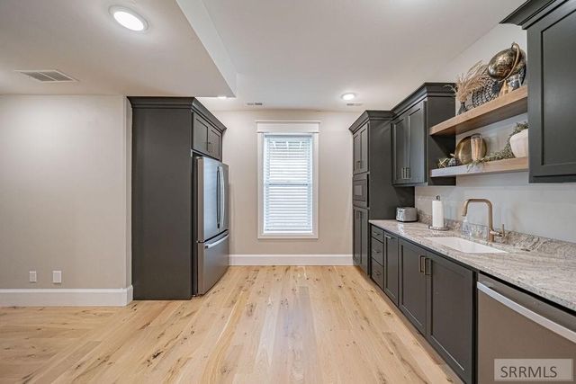 6775 S 46th E, Idaho Falls, ID 83406