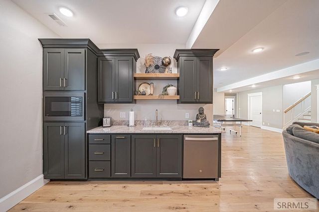 6775 S 46th E, Idaho Falls, ID 83406