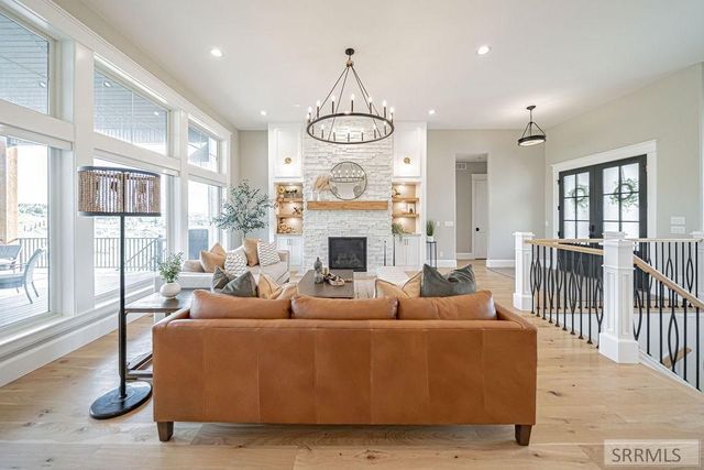 6775 S 46th E, Idaho Falls, ID 83406