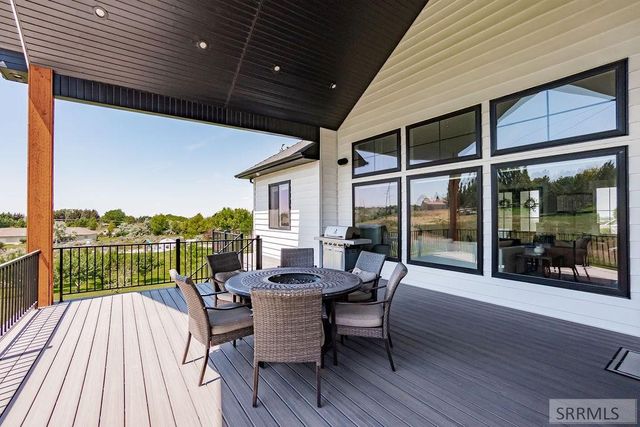 6775 S 46th E, Idaho Falls, ID 83406