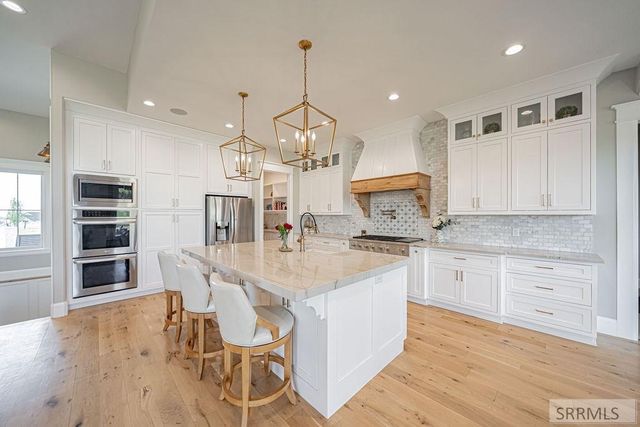 6775 S 46th E, Idaho Falls, ID 83406