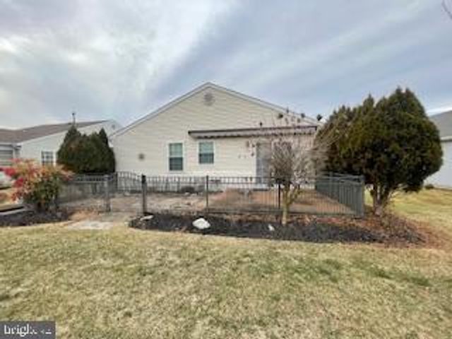 241 GAUNT DR, Mickleton, NJ 08056