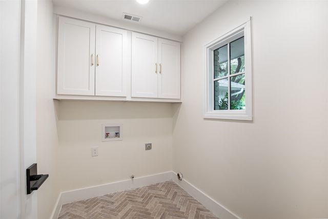 10564 Cox Lane, Dallas, TX 75229