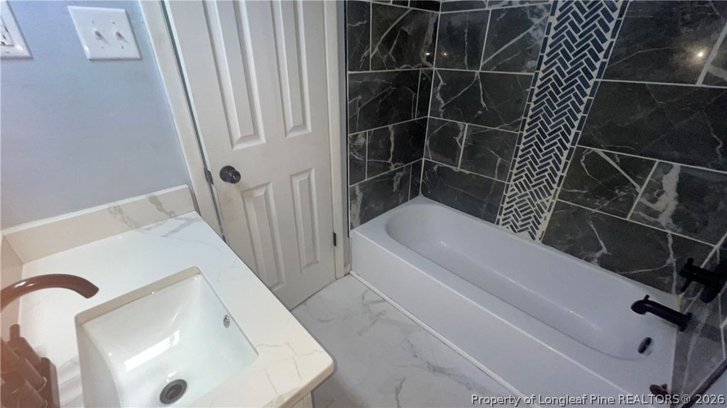 6018 Elstree Place, Fayetteville, NC 28314 — photo 18