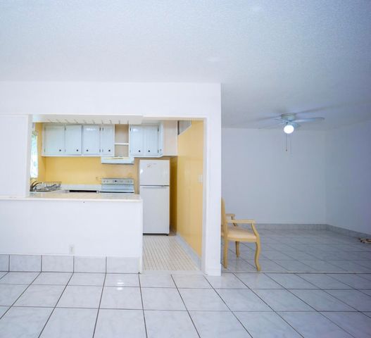 3240 Ridge Hill Road C, Boynton Beach, FL 33435