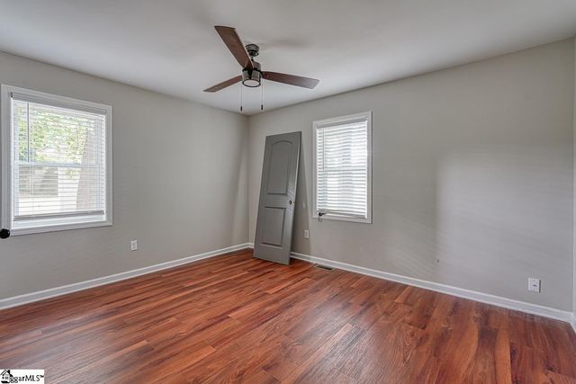 32 Bagwell Circle, Greenville, SC 29605