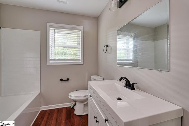 32 Bagwell Circle, Greenville, SC 29605