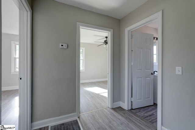 32 Bagwell Circle, Greenville, SC 29605