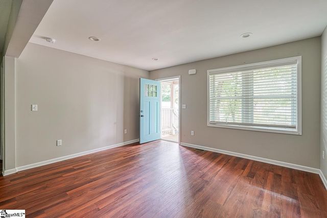 32 Bagwell Circle, Greenville, SC 29605