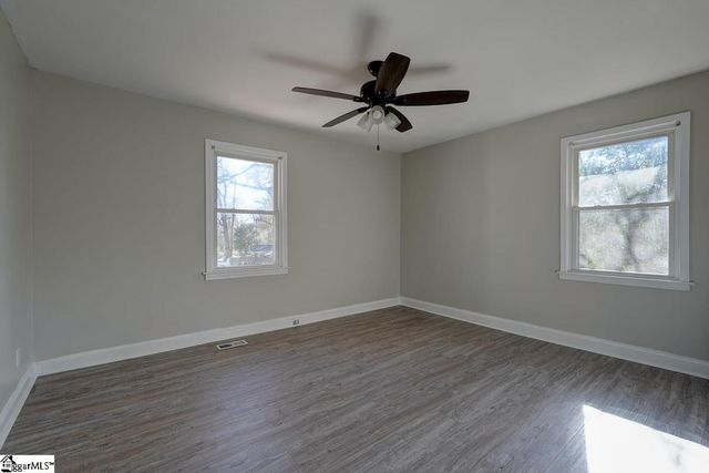 32 Bagwell Circle, Greenville, SC 29605