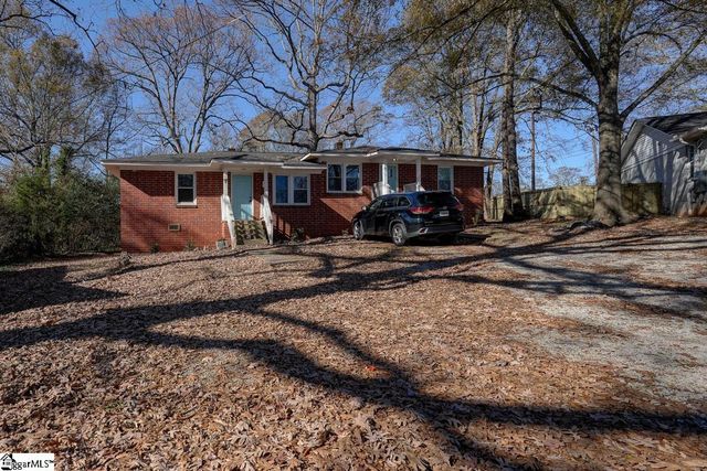 32 Bagwell Circle, Greenville, SC 29605