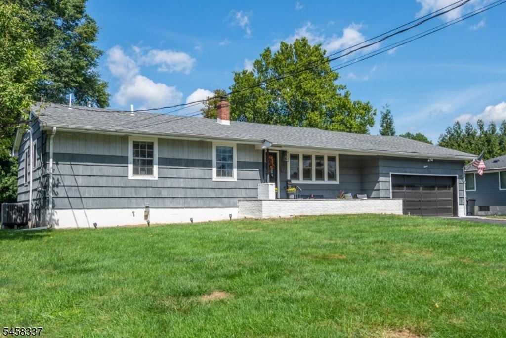 11 Malcolm Dr, Fairfield Twp., NJ 07004 — exterior