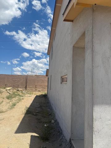 10631 Covered Wagon Avenue SE, Albuquerque, NM 87123