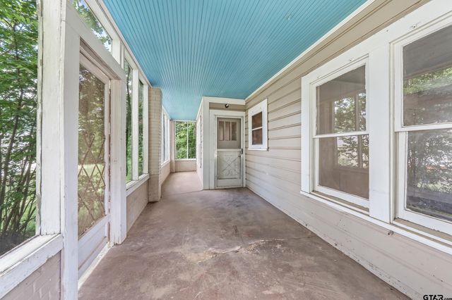 811 Kickapoo St, Jacksonville, TX 75766