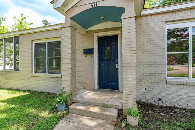 811 Kickapoo St, Jacksonville, TX 75766