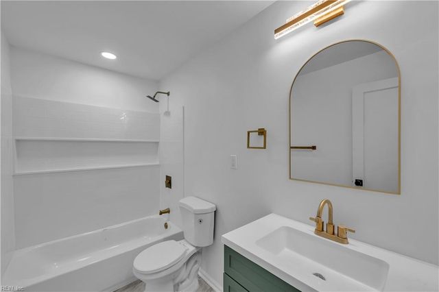 10 California AVE, Portsmouth, VA 23701