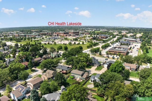 16616 Cedar Circle, Omaha, NE 68130