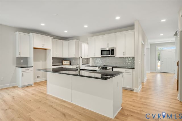 12344 Garnet Parke Cir, Henrico, VA 23059