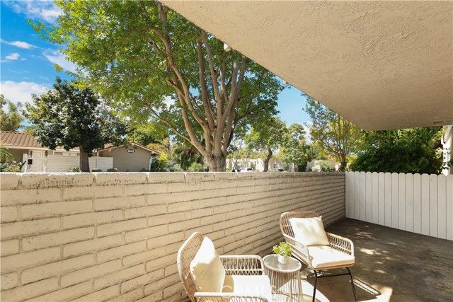 2191 Via Mariposa B, Laguna Woods, CA 92637