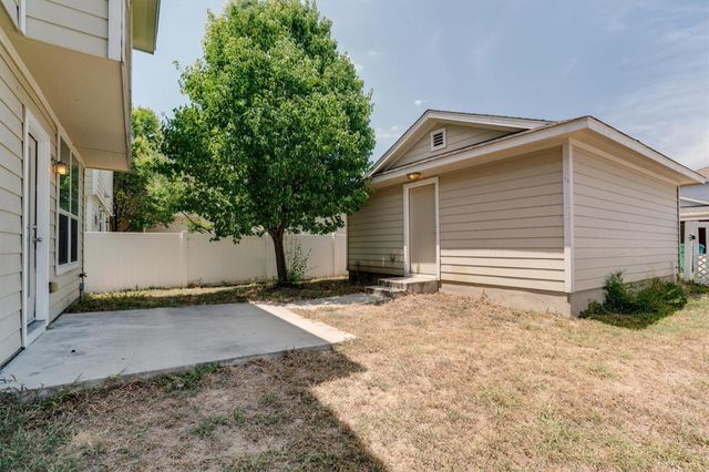 906 Craters Of The Moon BLVD, Pflugerville, TX 78660