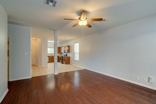 906 Craters Of The Moon BLVD, Pflugerville, TX 78660