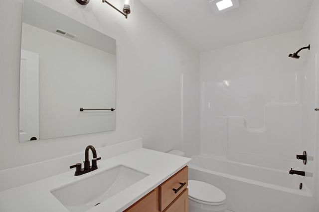 708 Rapp Drive, Mahomet, IL 61853