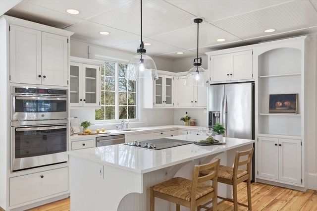 362 King St, Littleton, MA 01460