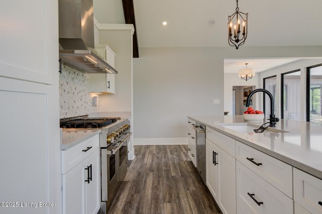 199 Allen Place East, Taylorsville, KY 40071