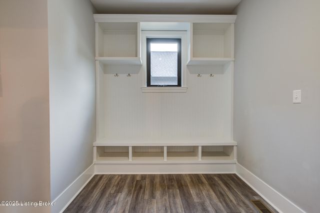 199 Allen Place East, Taylorsville, KY 40071