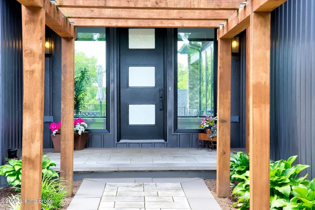 199 Allen Place East, Taylorsville, KY 40071