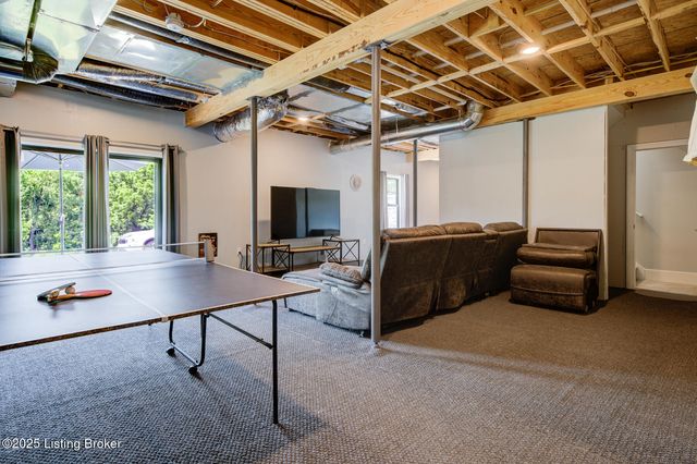 199 Allen Place East, Taylorsville, KY 40071