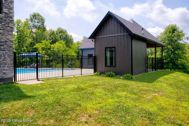 199 Allen Place East, Taylorsville, KY 40071