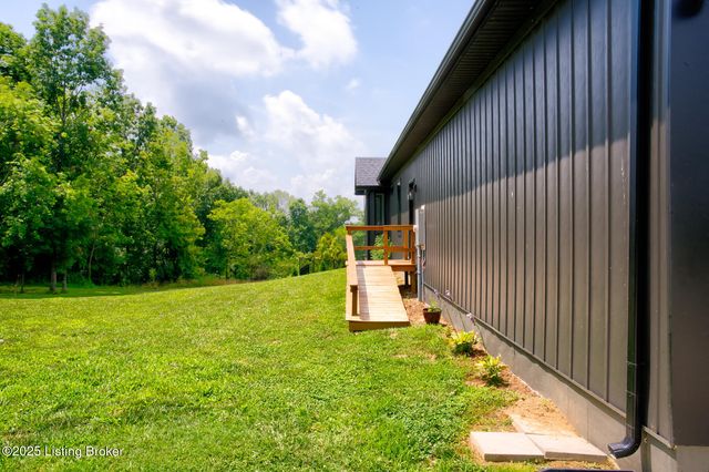 199 Allen Place East, Taylorsville, KY 40071